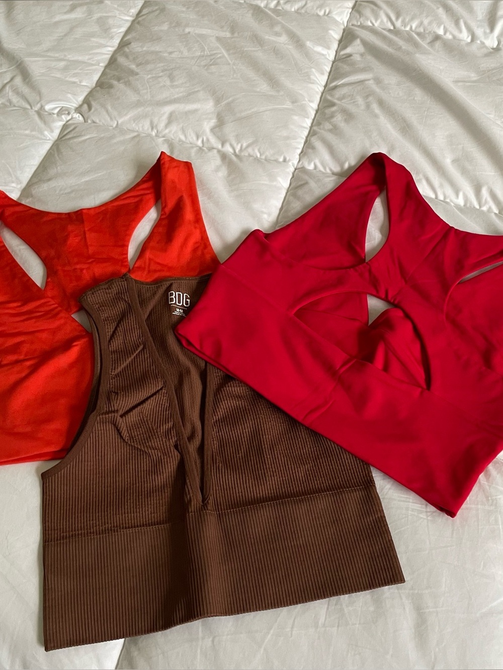 BDG Ribbed V-Neck Crop Tank - Brown
Extra 2 colorfull for free